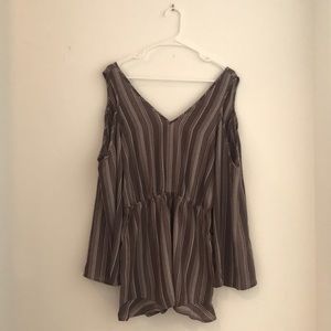 Sadie & Sage Tribal Bell-Bottom Sleeve Romper